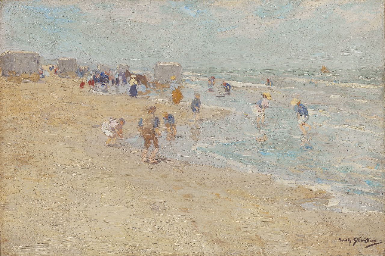 Sluiter J.W.  | Jan Willem 'Willy' Sluiter, Paddling on the beach of Scheveningen, oil on canvas 30.9 x 45.9 cm, signed l.r.