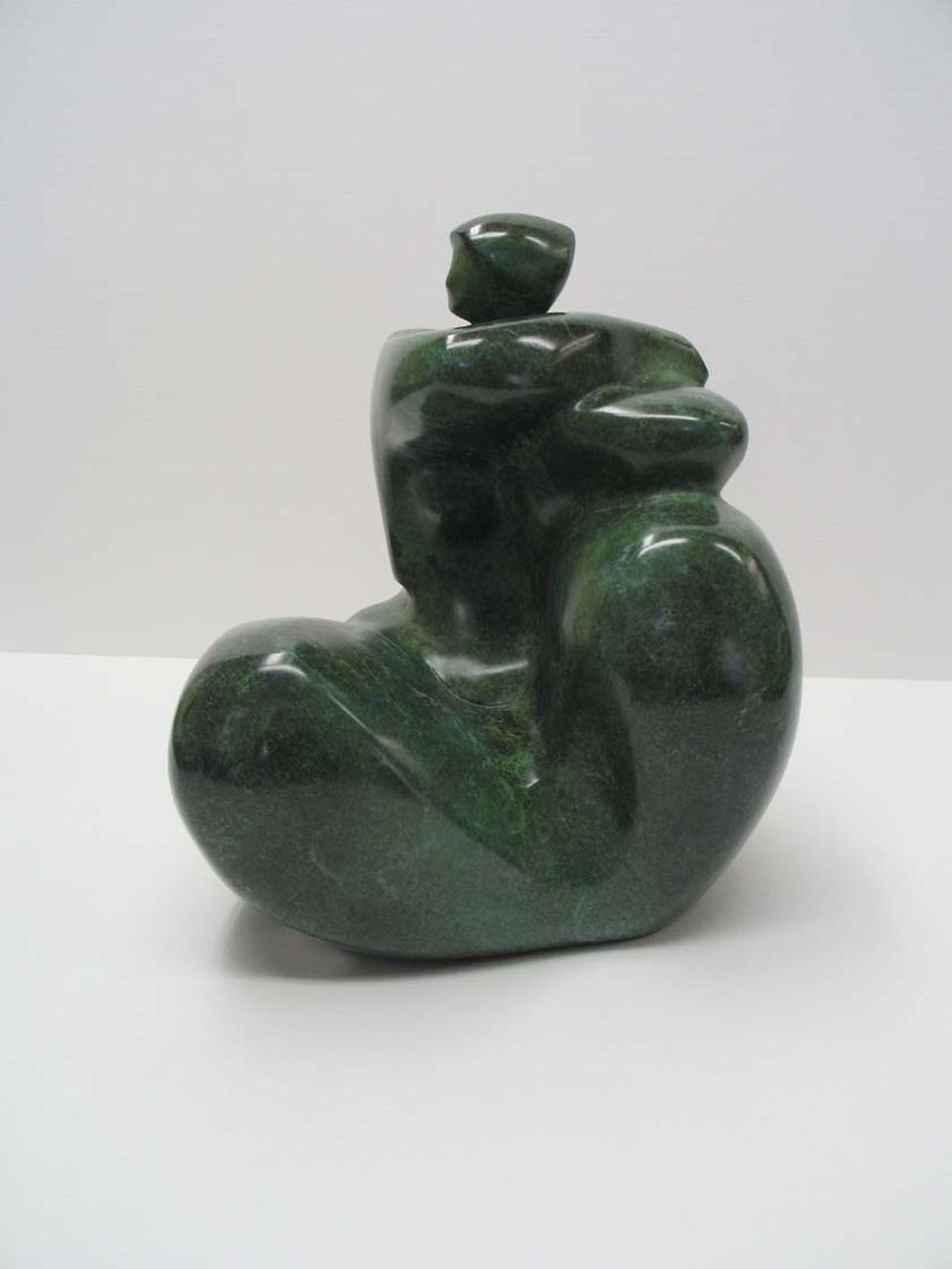 Serra R.  | Rosa Serra, In expectation, bronze 26.0 x 23.0 cm, gesigneerd op basis and te dateren 2004