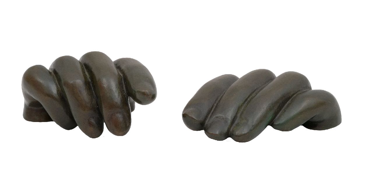 Maillol A.  | Aristide Maillol, The hands (the hands of Claude Debussy), bronze 5.0 x 7.5 cm, signed with monogram on the base (both) and executed ca. 1930