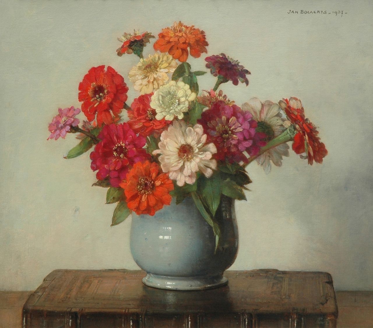 Bogaerts J.J.M.  | Johannes Jacobus Maria 'Jan' Bogaerts, Zinnia in a glaced pot, oil on canvas 40.4 x 45.3 cm, signed u.l. and painted 1937