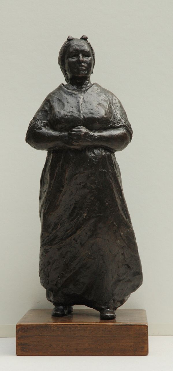 Bakker G.  | Gerard Bakker, A fischer woman from Scheveningen, bronze 34.0 x 14.0 cm, signed on hem of the skirt with monogram and conceived ca. 1982