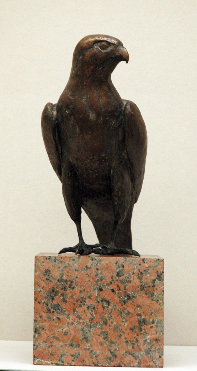 Arentz K.E.H.  | 'Kurt' Emil Hugo Arentz, Falcon, bronze 54.5 x 32.0 cm, signed on tail