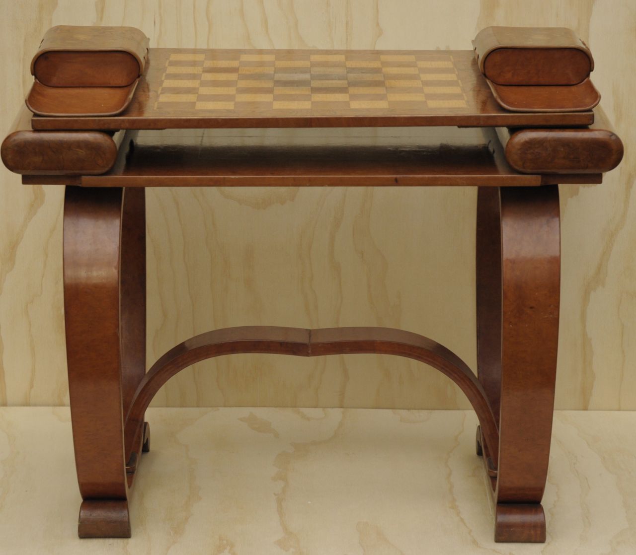 Schaaktafel   | Schaaktafel, Chess table, ahorn wood 79.0 x 50.0 cm, dated ca. '20