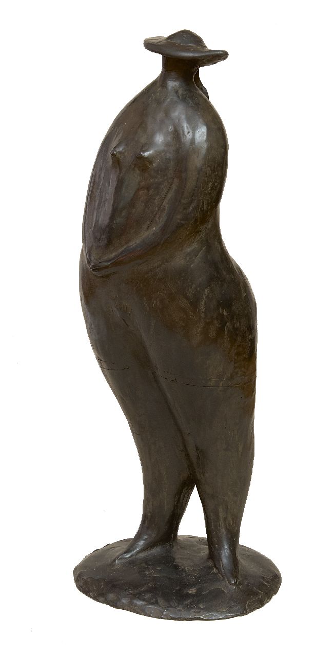 Hemert E. van | Evert van Hemert, Lady with hat, patinated bronze 69.0 x 26.0 cm, signed on the base with monogram and executed 2005