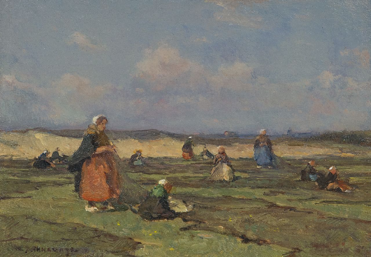 Akkeringa J.E.H.  | 'Johannes Evert' Hendrik Akkeringa, Mending fishing nets in the dunes, oil on panel 17.2 x 24.3 cm, signed l.l.