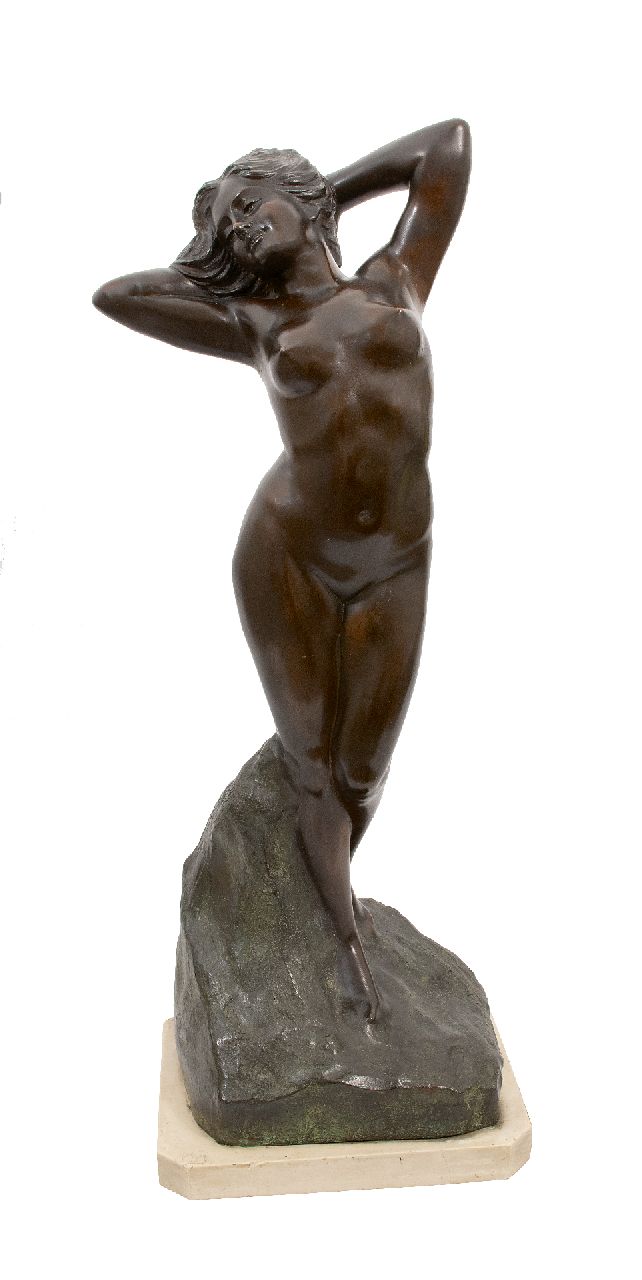 Aurisicchio V.  | Vincenzo Aurisicchio, Standing female nude, bronze 82.0 x 31.5 cm, signed on the base