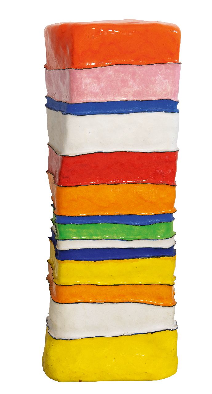 Giles M.  | Maggi Giles | Sculptures and objects offered for sale | Striped block, earthenware 61.0 x 22.0 cm, signed on the bottom and datiert 1981