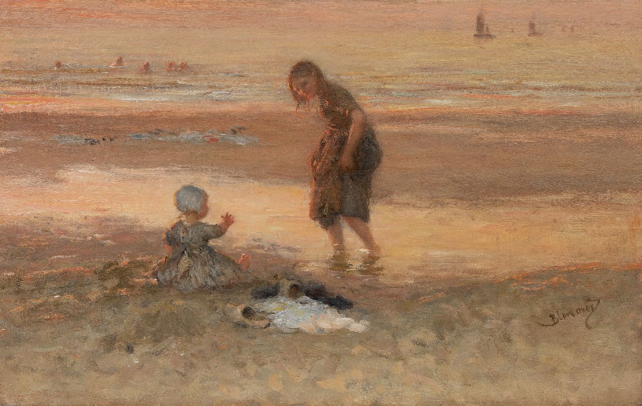 Blommers B.J.  | Bernardus Johannes 'Bernard' Blommers | Paintings offered for sale | Children on the beach at low tide, oil on canvas 45.2 x 71.1 cm, signed l.r.