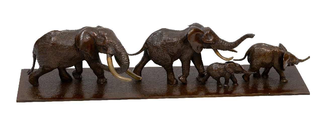 Mathews T.O.  | Terry Owen Mathews | Sculptures and objects offered for sale | Group of four elephants, bronze 13.0 x 54.5 cm, signed and witn number 6/10 on the base and dated '85