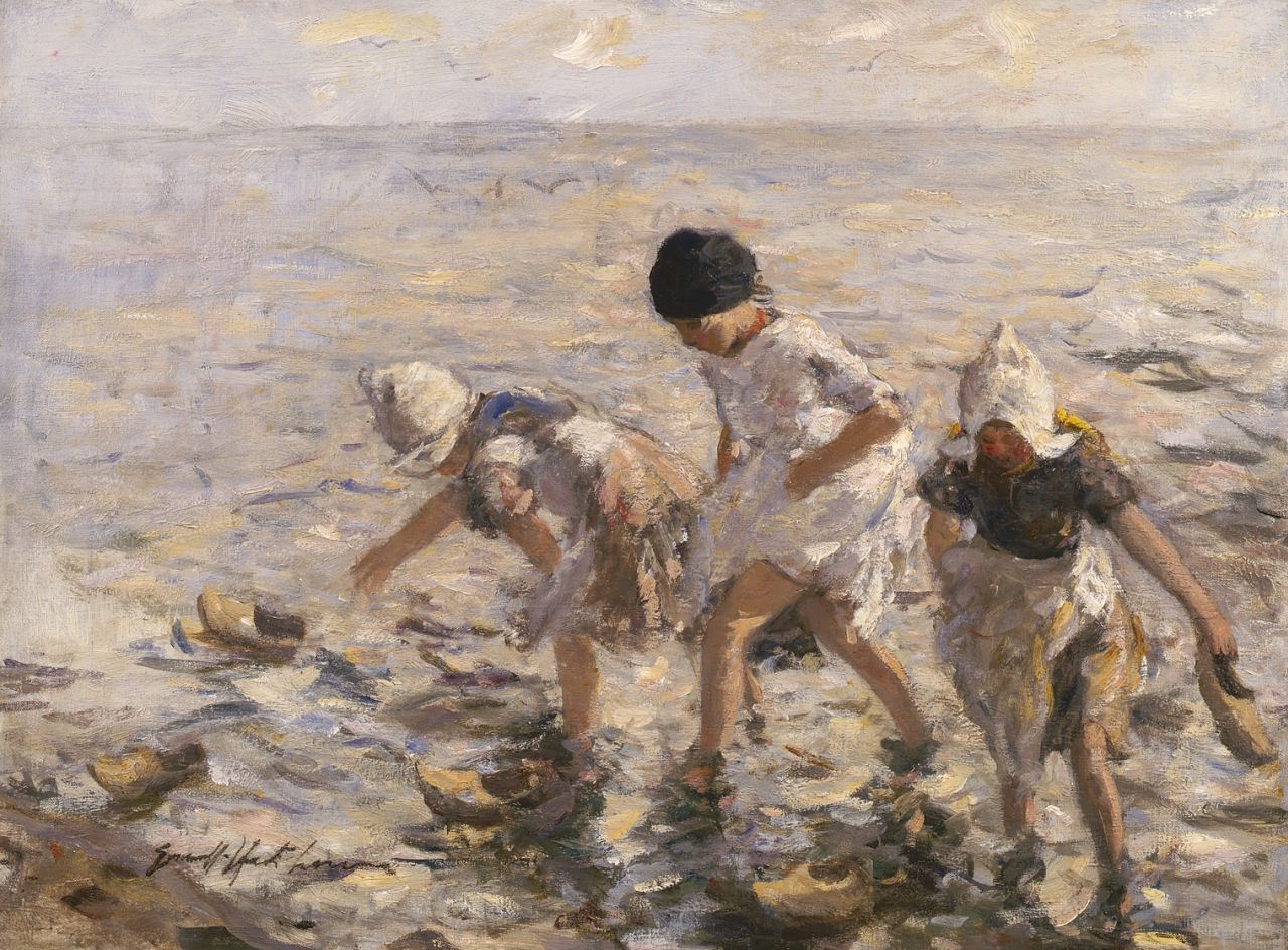 Robert Gemmell Hutchison | Children playing in the surf, Volendam, oil on canvas, 51.0 x 68.7 cm, signed l.l.