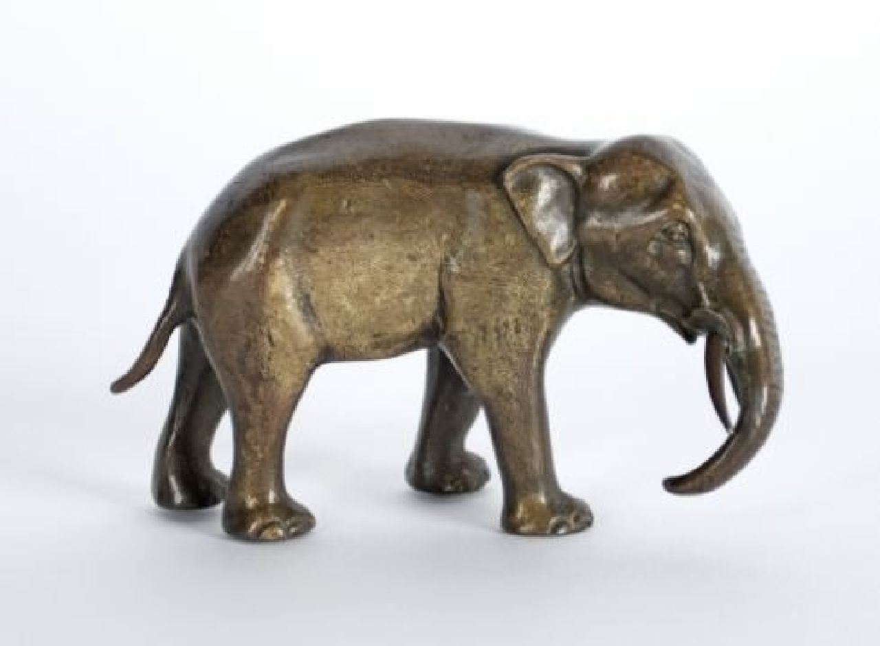 Europese School, begin 20e eeuw   | Europese School, begin 20e eeuw | Sculptures and objects offered for sale | Elephant, bronze 4.6 x 8.8 cm