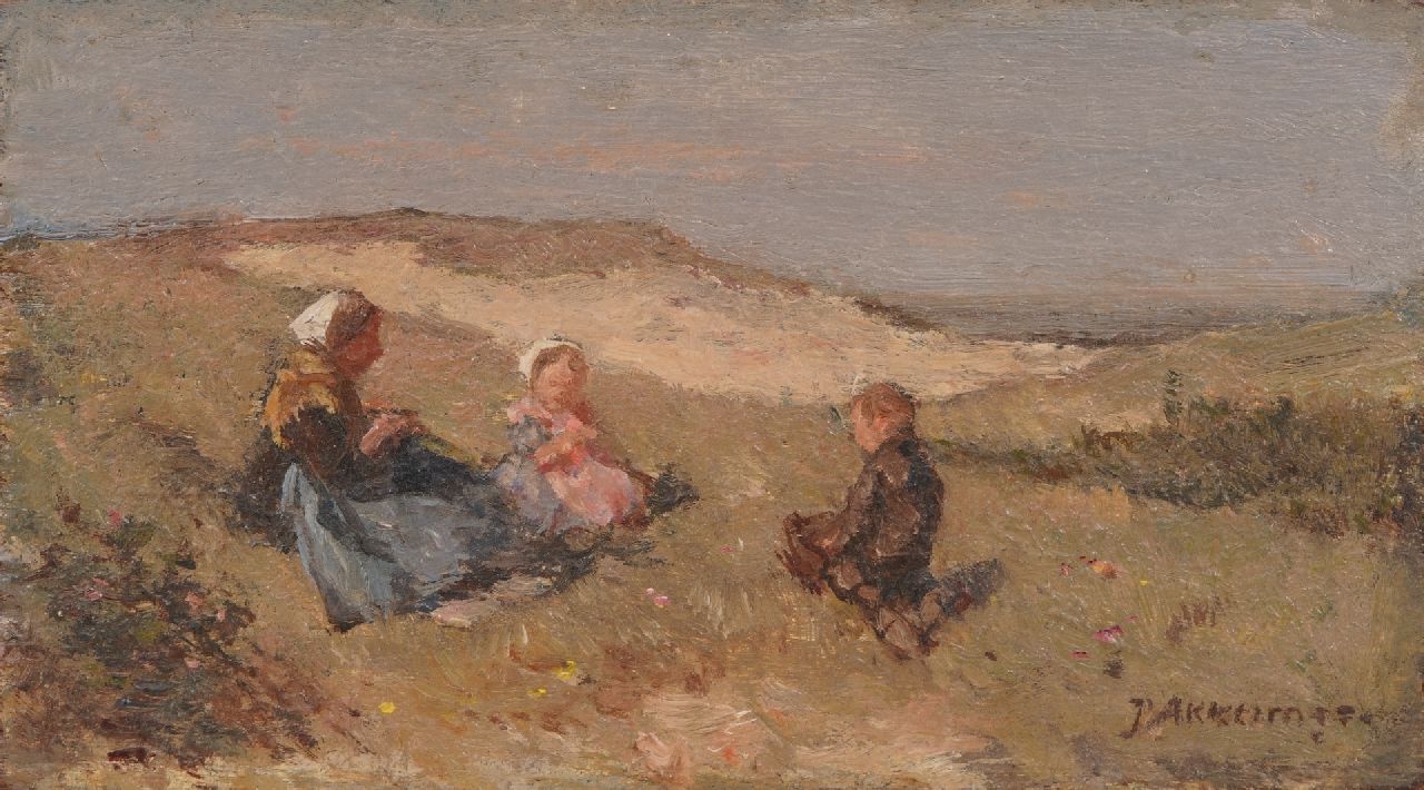 Akkeringa J.E.H.  | 'Johannes Evert' Hendrik Akkeringa | Paintings offered for sale | Fisherman's wife with two children in the dunes, oil on panel 7.5 x 12.6 cm, signed l.r.