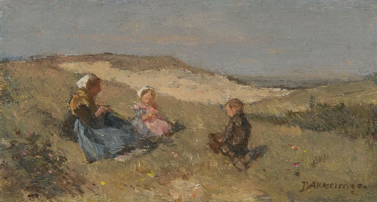 Akkeringa J.E.H.  | 'Johannes Evert' Hendrik Akkeringa | Paintings offered for sale | Fisherman's wife with two children in the dunes, oil on panel 7.5 x 12.6 cm, signed l.r.