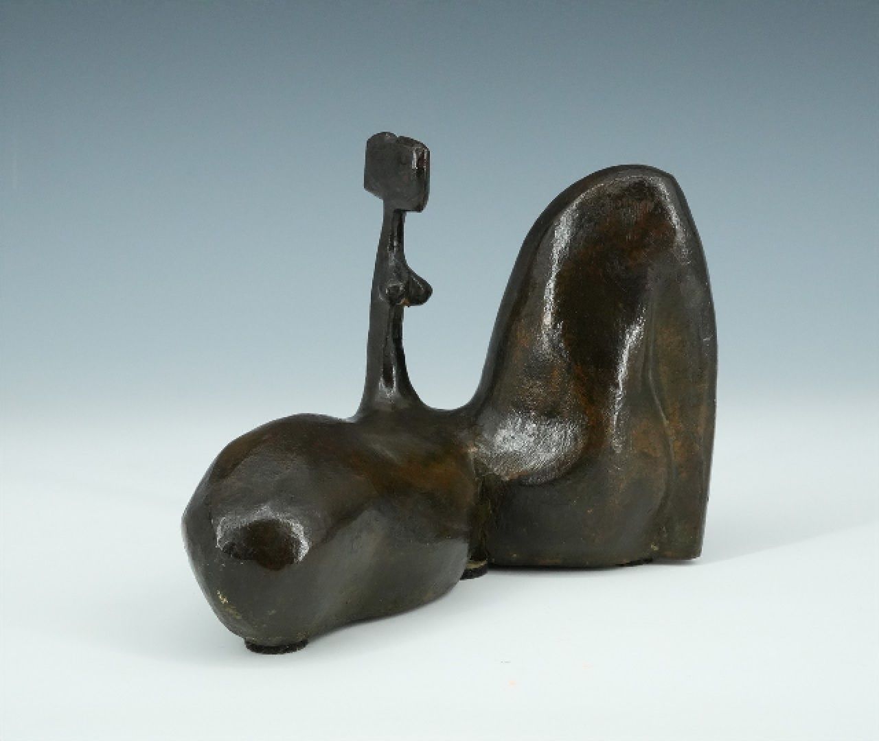 Alvarez-Laveron E.  | Elena Alvarez-Laveron | Sculptures and objects offered for sale | -, bronze 14.5 cm