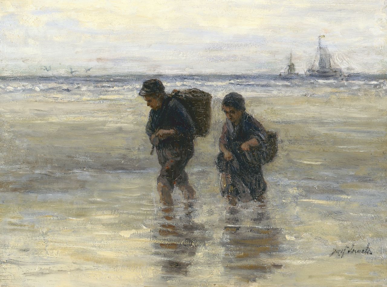 Israëls J.  | Jozef Israëls, Gathering kelp, oil on panel 36.7 x 49.0 cm, signed l.r.