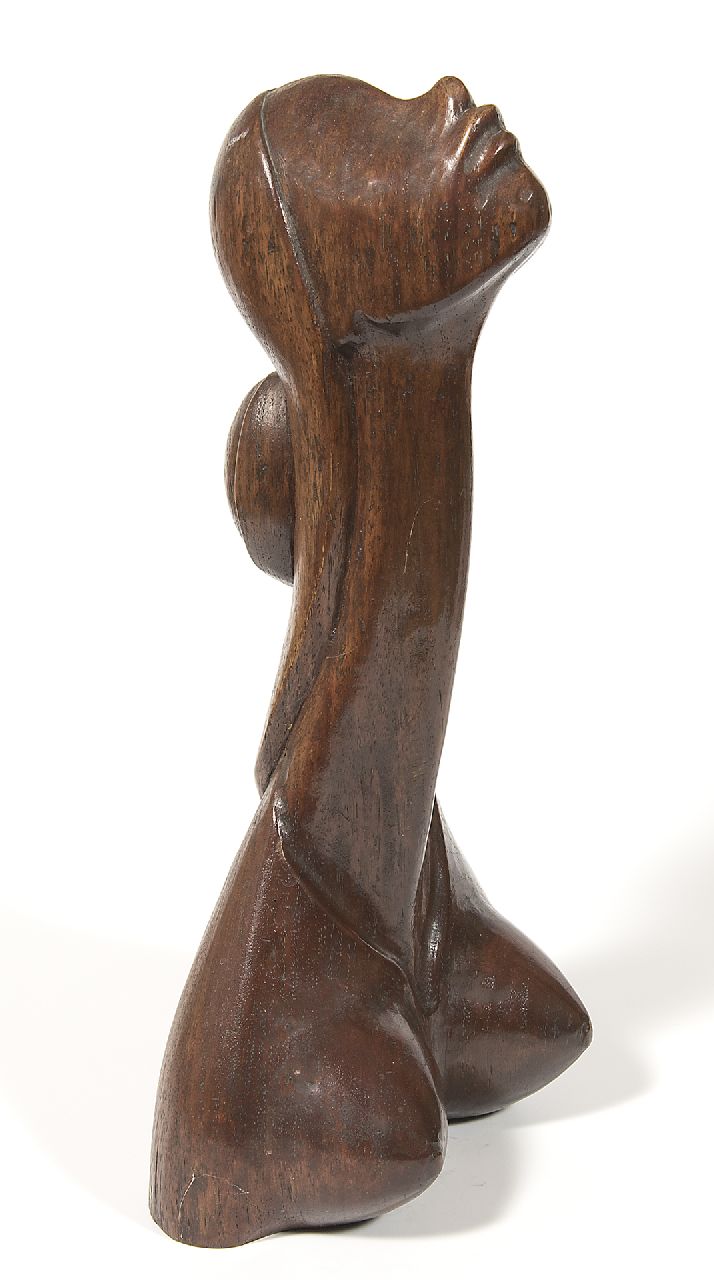 Jan van Luijn | Bust of a woman, wood, 40.4 x 19.2 cm