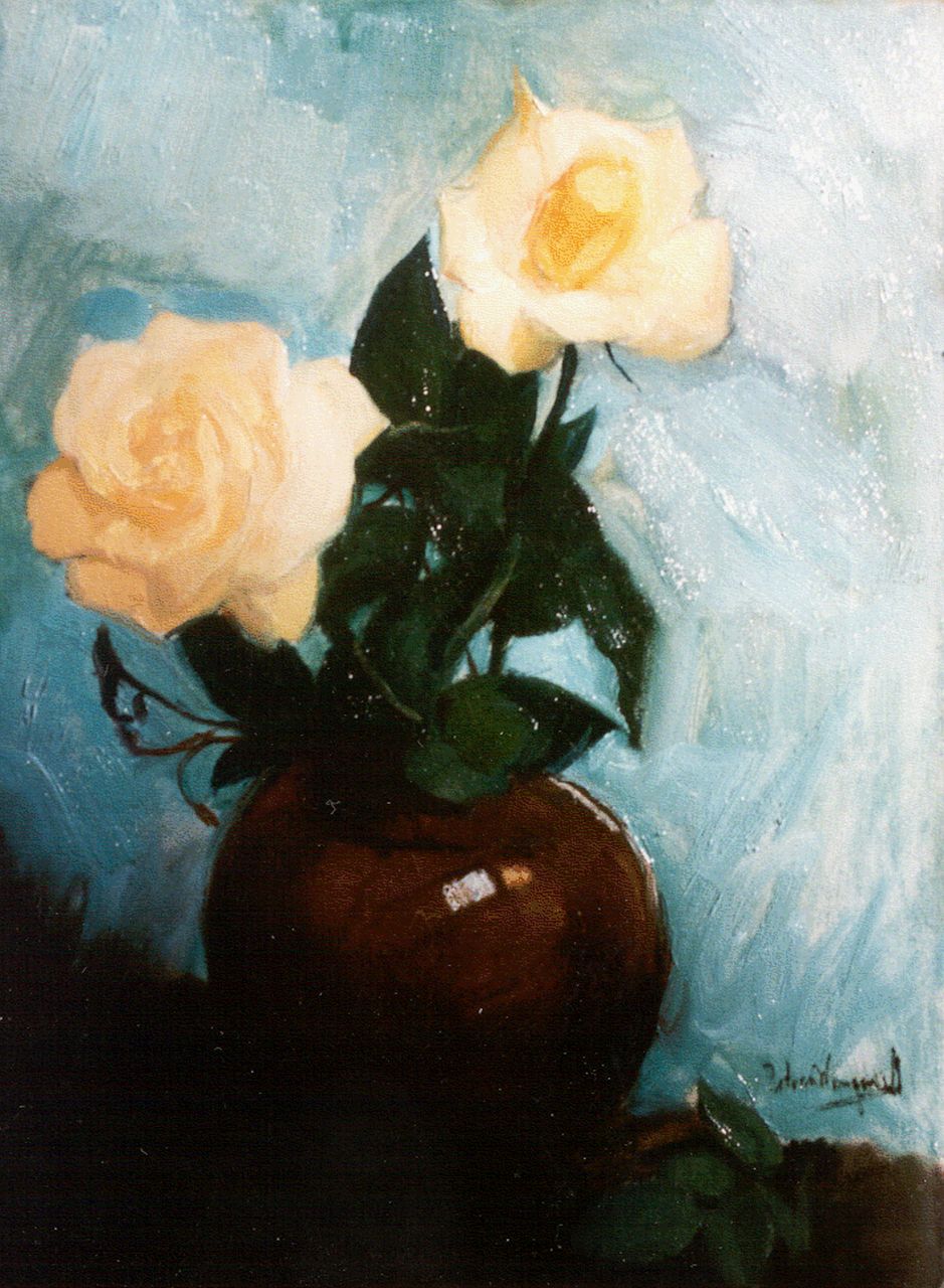 Wijngaerdt P.T. van | Petrus Theodorus 'Piet' van Wijngaerdt, A still life with yellow roses, oil on canvas 50.0 x 37.3 cm, signed l.r.
