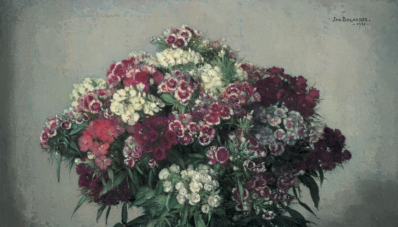 Bogaerts J.J.M.  | Johannes Jacobus Maria 'Jan' Bogaerts, A bouquet of sweet William, oil on canvas 32.5 x 55.4 cm, signed u.r. and dated 1921