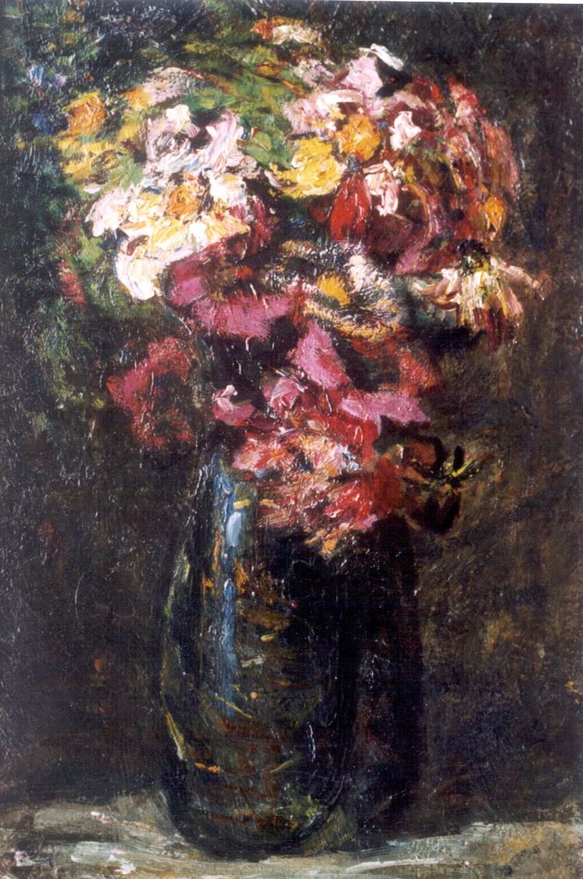 Vlielander Hein M.J.M.  | Maria Johanna Magdalena 'Marie' Vlielander Hein, Flowers, oil on canvas 46.5 x 29.5 cm, signed l.r. with initials