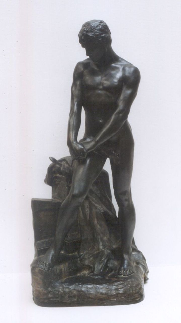 Larche F.R.  | François Raoul Larche, Peinzende zwaardvechter, bronze 62.0 x 10.0 cm, gesigneerd op basis