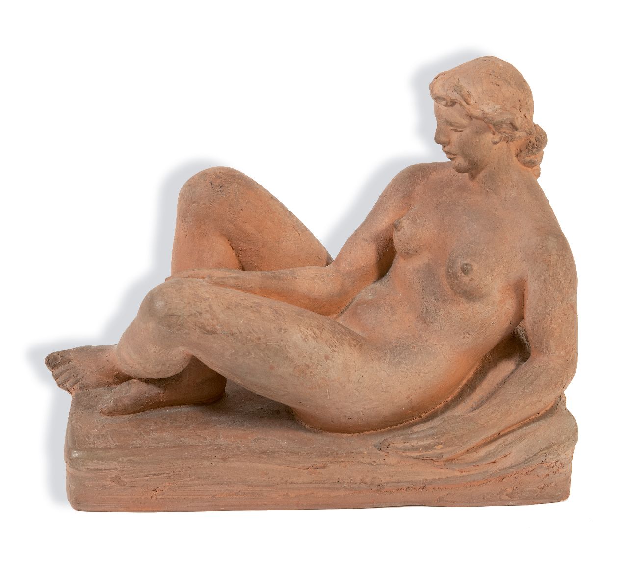 Onbekend 20e eeuw  | Onbekend | Sculptures and objects offered for sale | Female nude lying down, terra cotta 19.0 x 23.3 cm, signed with initials D - S on base and made '49