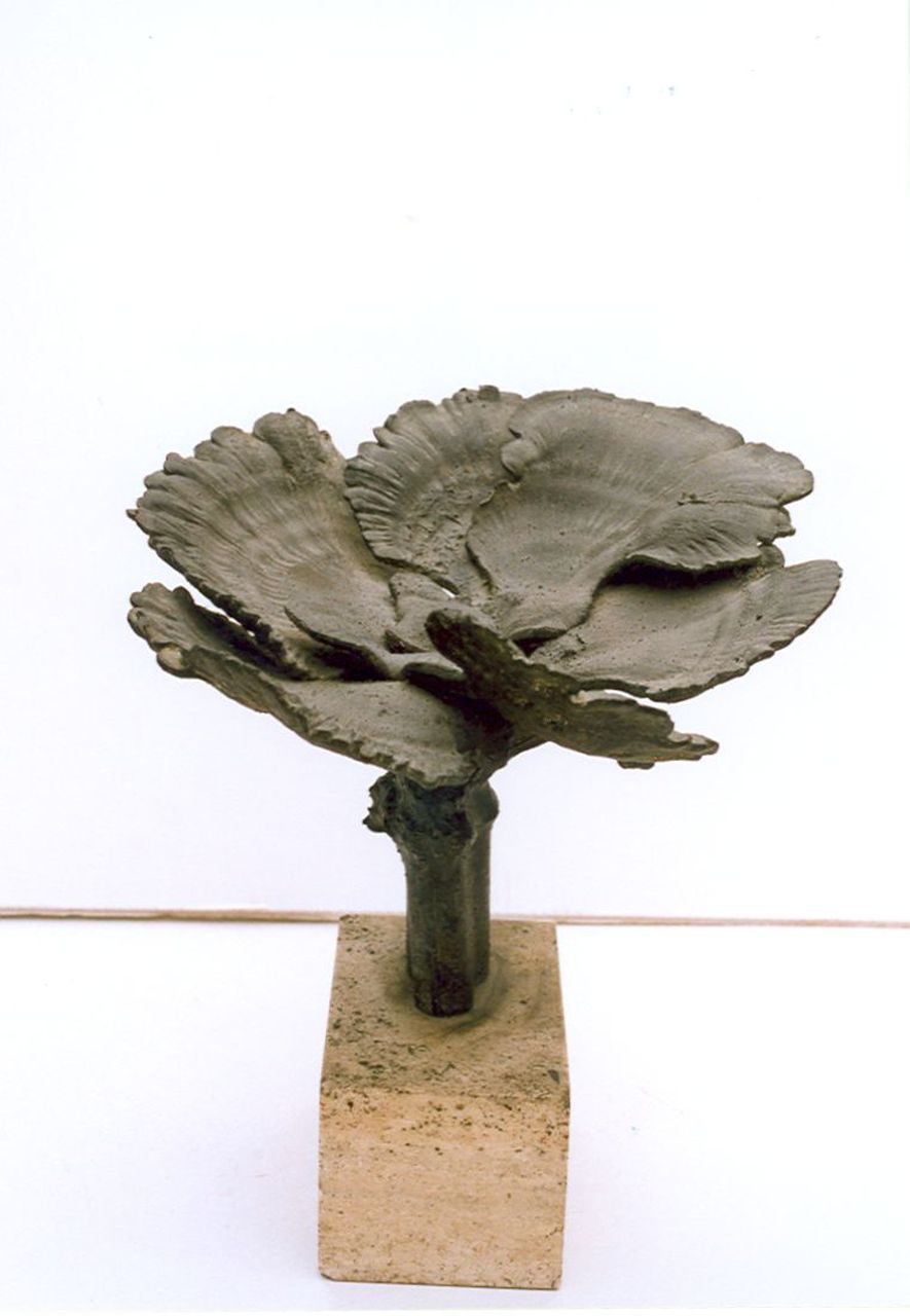 Starreveld P.  | Pieter Starreveld, Elfenbankje, bronze 30.0 x 29.9 cm
