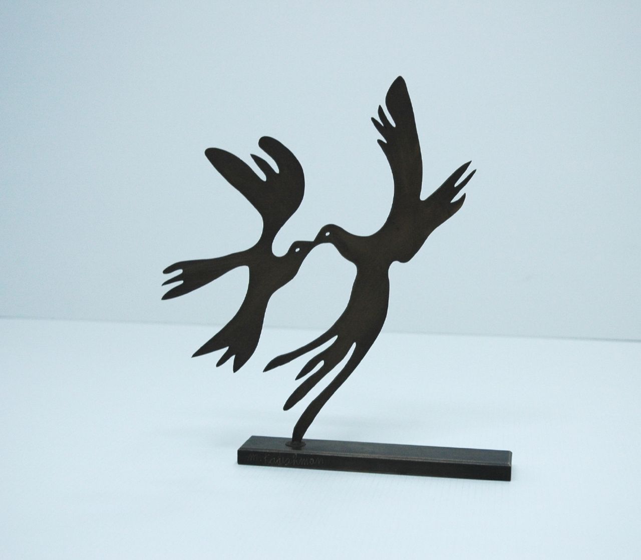 Kadishman M.  | Menashe Kadishman, Lovebirds, copper 22.6 x 20.3 cm, gesigneerd op basis