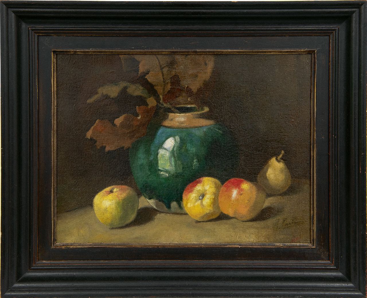 Surie J.  | Jacoba 'Coba' Surie, An autumn still life with a ginger jar and apples, oil on canvas 31.3 x 41.5 cm, signed l.r.