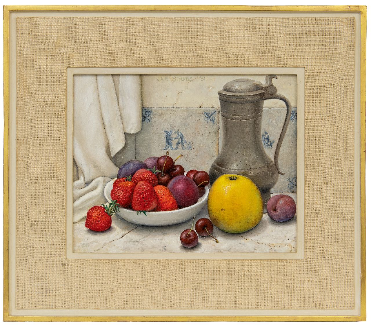 Strube J.H.  | Johan Hendrik 'Jan' Strube, Still life with tin pitcher and fruit, oil on canvas 24.2 x 30.4 cm, signed u.c. and dated '61