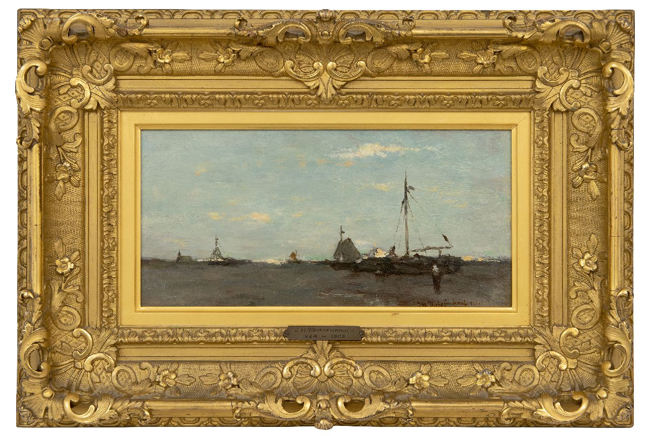 Weissenbruch H.J.  | Hendrik Johannes 'J.H.' Weissenbruch, Stranded boats on the beach of Scheveningen at low tide, oil on panel 15.6 x 31.2 cm, signed l.r. and dated 1901