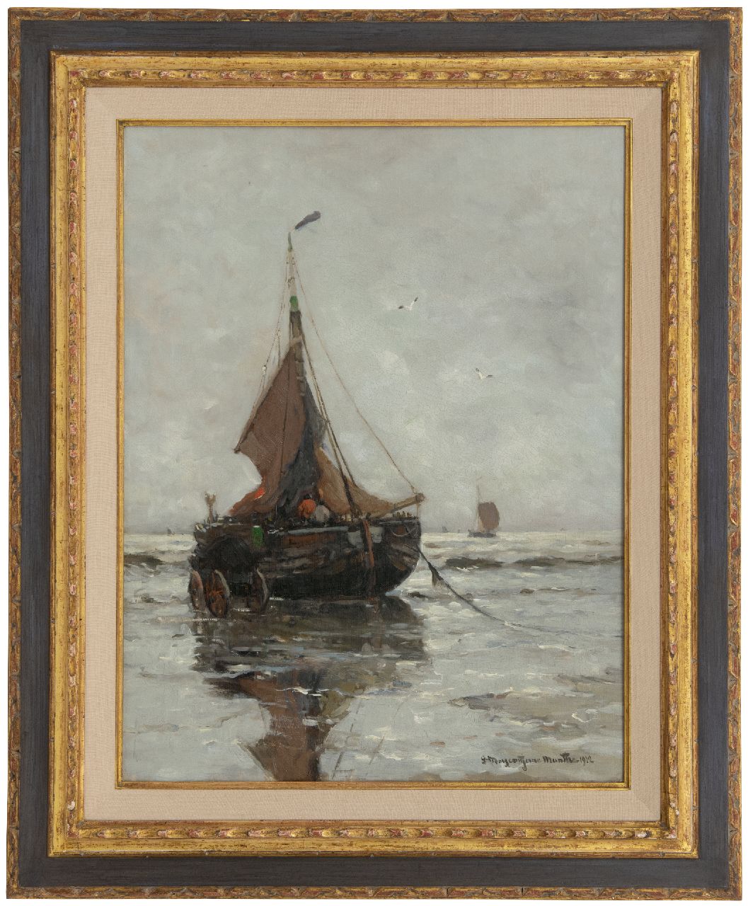 Munthe G.A.L.  | Gerhard Arij Ludwig 'Morgenstjerne' Munthe, Bomschuit on the beach, Katwijk, oil on canvas 67.3 x 51.6 cm, signed l.r. and dated 1912