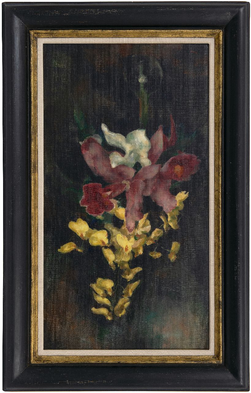 Kelder A.B.  | Antonius Bernardus 'Toon' Kelder | Paintings offered for sale | A flower still life, oil on canvas 67.0 x 37.3 cm, signed l.l.