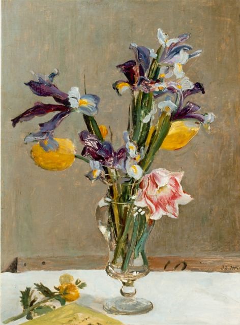 Kamerlingh Onnes H.H.  | A flower still life, oil on panel 45.5 x 34.2 cm, signed monogram l.r. and dated '32