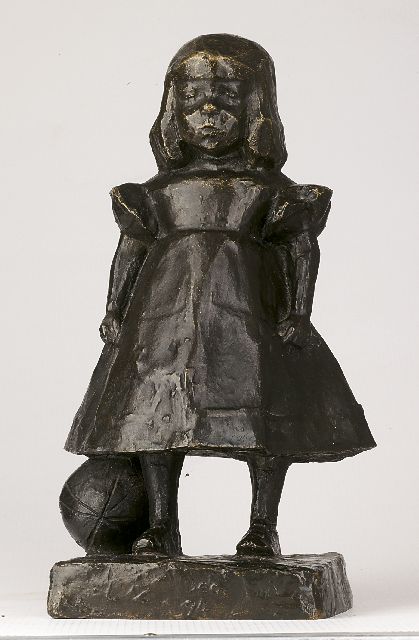 Lambertus Zijl | Meisje met bal, bronze, 28.9 cm, gesigneerd op basis met initialen