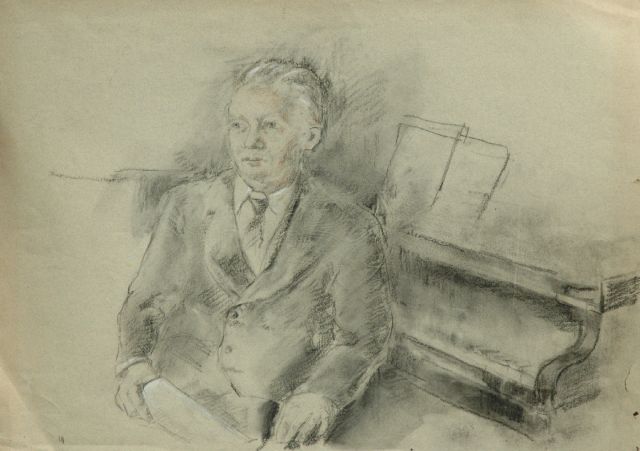 Neuburger E.  | Willem Andriessen, seated by a grand piano, charcoal and chalk on coloured paper 42.6 x 60.4 cm