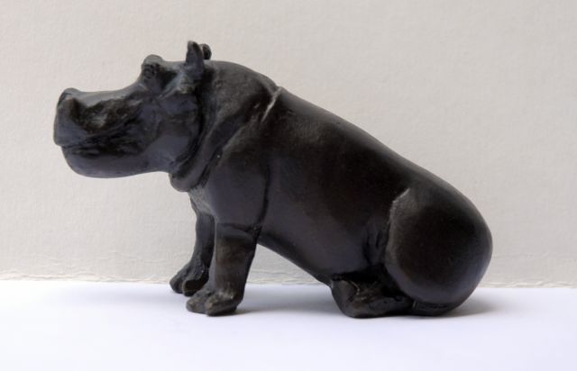 Glen H.  | Hippo, bronze 10.3 x 8.0 cm, signed on the right side