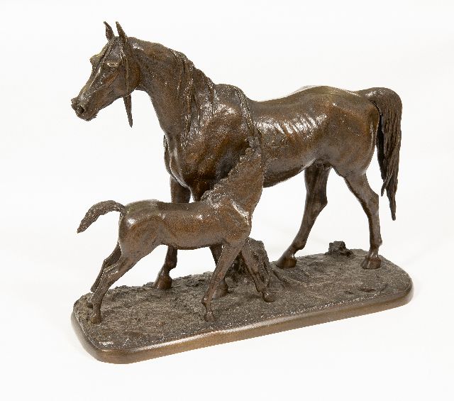 Christophe Fratin | Mare with Foal, bronze, 36.5 x 42.0 cm, signed with stamped signature on the base