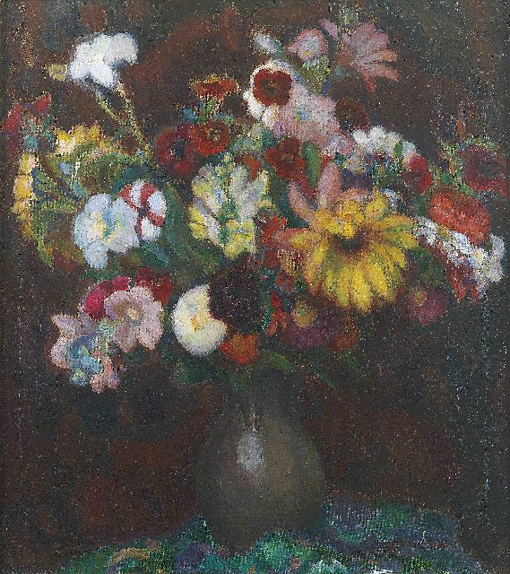 Leo Gestel | Flowers in a tin jug, oil on canvas, 70.5 x 63.0 cm, signed l.l. and painted in 1915-1917