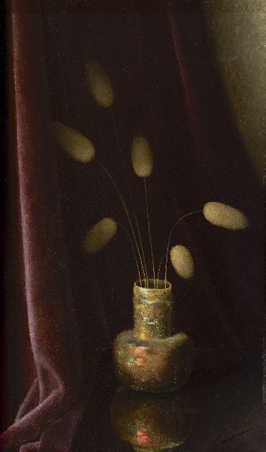 Arps B.  | Bunnt Tails in a Roman vase, oil on panel 38.5 x 24.0 cm, signed l.r.