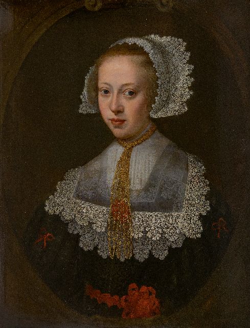 Hollandse School, 17e eeuw   | Portrait of a woman in a Flemish flat lace collar, oil on panel 73.0 x 60.0 cm, ca 1650