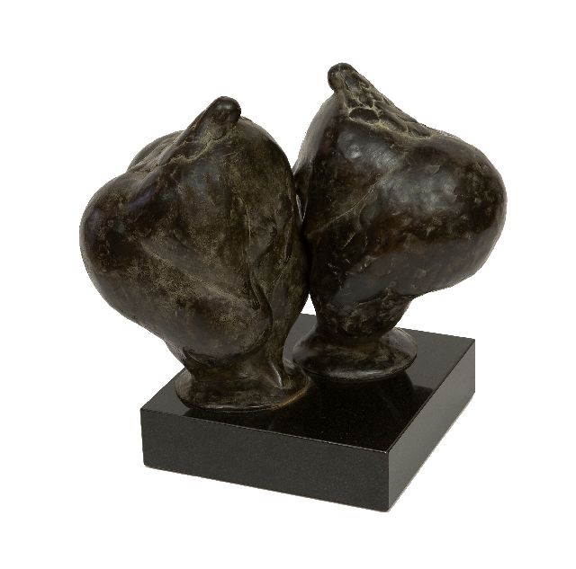 Evert van Hemert | Small Talk, patinated bronze, 24.0 x 34.0 cm, signed with monogram on the bronze base and executed in 2016