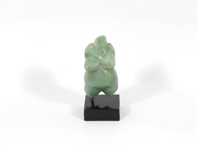 Overbeek H. van | Female torso, jade 14.0 cm