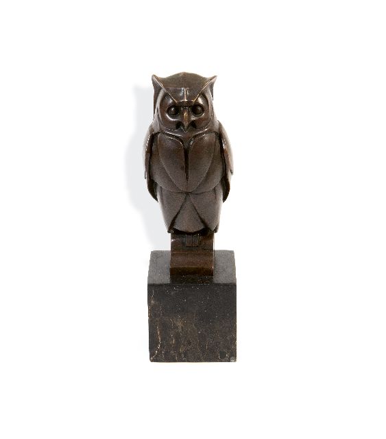 Franse School   | Owl, bronze 33.0 cm