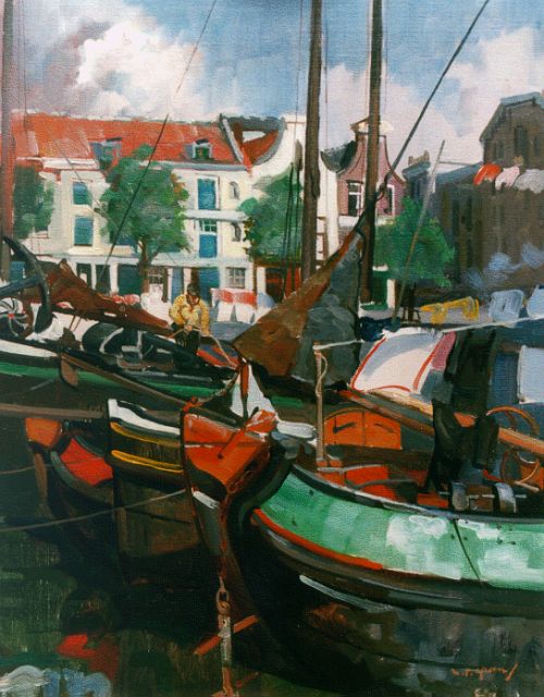 Piet Groen | Moored boats, Haringvliet Rotterdam, oil on canvas, 50.2 x 40.2 cm, signed l.r.