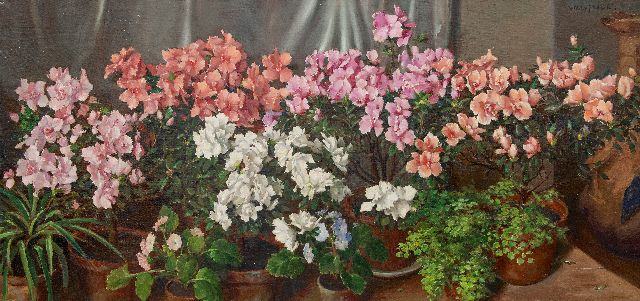 Willy Fleur | Still life of blooming azaleas on a table, oil on canvas, 60.0 x 119.9 cm, signed u.r. and without frame