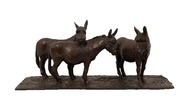 Bos L.  | Three donkeys, bronze 17.0 x 42.0 cm, signed on the bottom and dated 2012