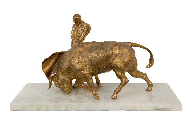 Onbekend | Bull with matador, bronze, 45.3 x 22.8 cm