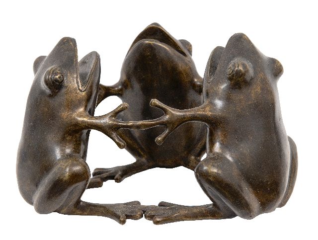 Onbekend | Three frogs, bronze, 19.5 cm