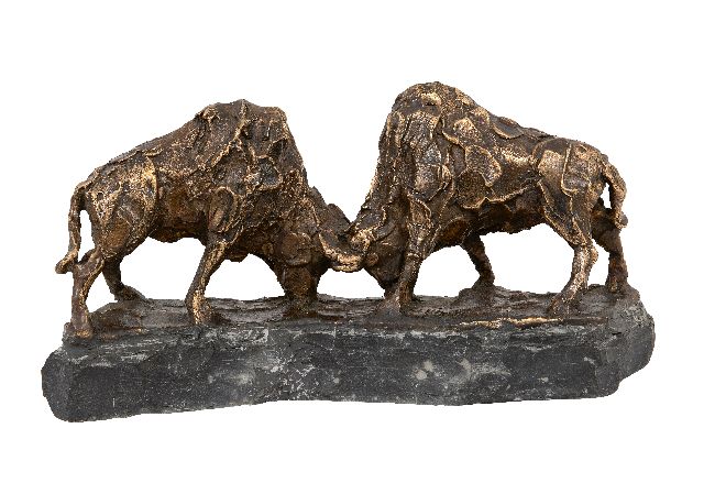 Jits Bakker | Test of strength(two bison), bronze, 13.0 x 26.0 cm, signed on the base
