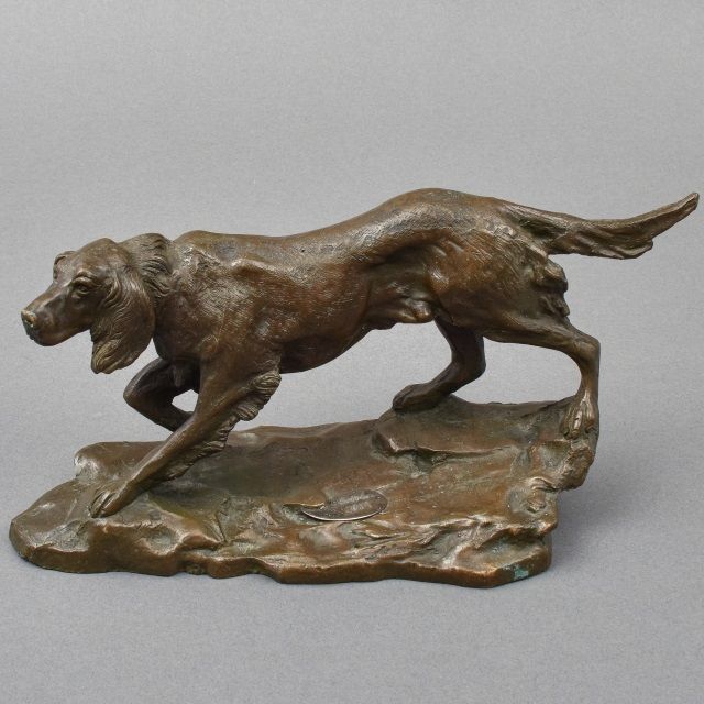 Engelse School, begin 20e eeuw   | Irish setter, bronze 12.1 x 35.3 cm, dated October 1914